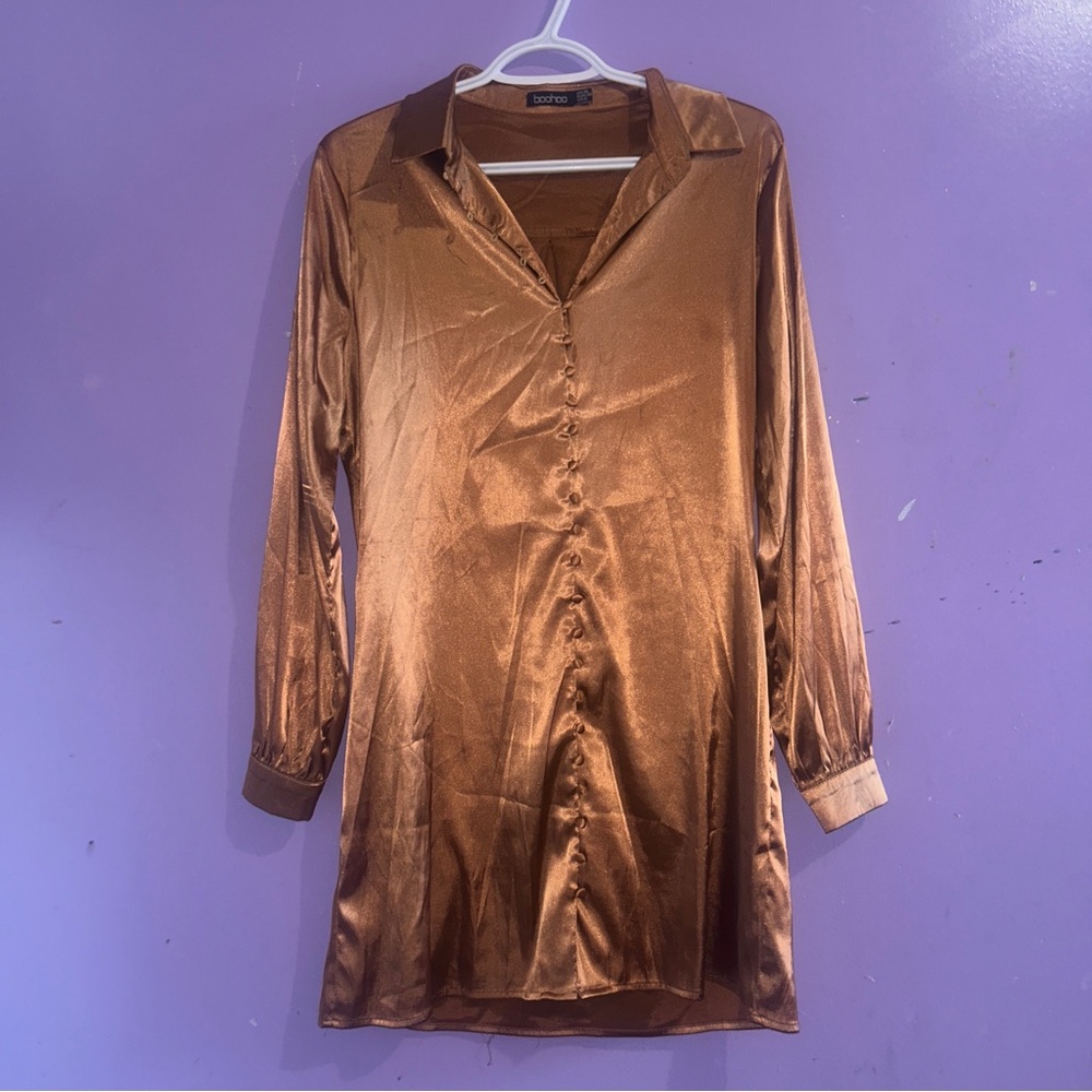 Boohoo Satin Peach Collared Long-Sleeve Button-Up Shirt Dress